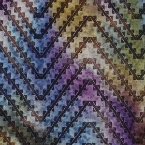 Batik stof, zigzagprint, paars/lila/blauw/bruin. D0703
