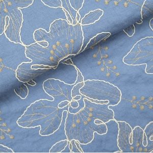 Broderie viscose stof, grote bloemen motief, blauw/zand/bruin. P561