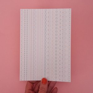 D.i.y. kaart (A5) voorbedrukt patroon Dots of Hugs