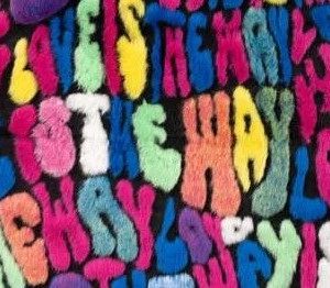 Faux fur stof, alfabet letters, multicolor. X1175