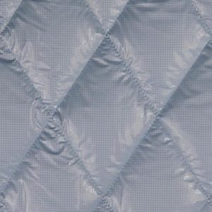 Gewatteerde gestikte folie stof, 3-laags, wieber motief, oud blauw. X768