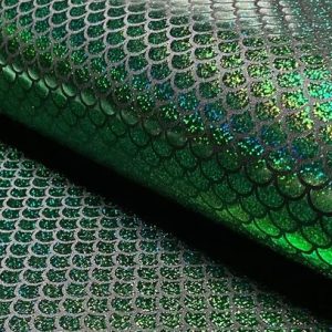 Lycra stof, reptiel print groot, groen . LYR025