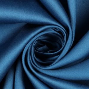 Poplin satijn stof, soepel vallend, petrol blauw. PS030