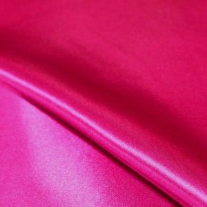 Satijn-heavy stof, cyclaam glans. SA063