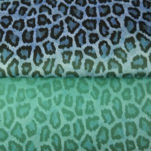 Stenzo tricot katoen stof, panter overloopprint, aqua blauw. Y391