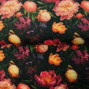 Stenzo tricot katoen stof, pioenrozen print, fuchsia/zwart/paars/oranje. Y1069