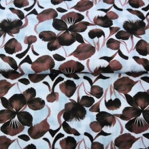 Stenzo viscose linnen stof, bloemenprint, lichtblauw/bruin. Y520