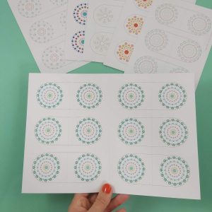 Set vlaggetjes / labels in 3 verschillende patronen + 3 voorbeelden