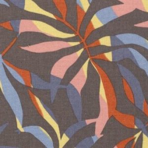 Viscose linnen stof, grote bladeren met gekleurde banen, grijs/geel/oranje/roze/blauw. C403