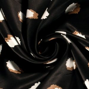 Viscose satijn stof, panter fantasieprint, zwart/wit/cognac. X179