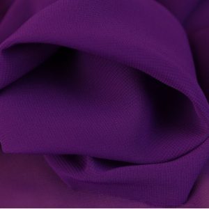 Voile chiffon stof, donker paars. VC034