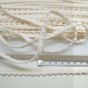 Bolletjes band ca 3mm bolletje, 11 off white 002