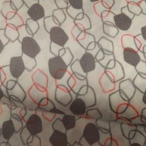 Katoenen voile stof, 5-hoek ovaal print, off white. Z257