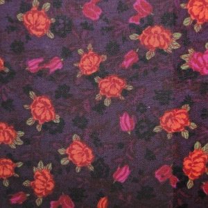 Quilt stof donkerrood met oranje bloemen, Q022