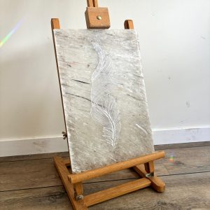 Floating feather (1 kilo recycled plastic)