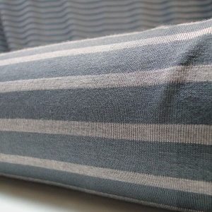 Tricot stof W203, streep zwart, donker bruin zeer soepel vallend